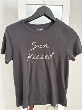 Old Navy charcoal Tee with Cream Script Accent